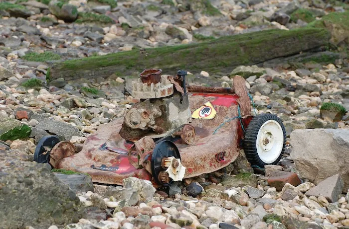 scrap-lawn-mower Connecticut Foreclosure-Clean-Out